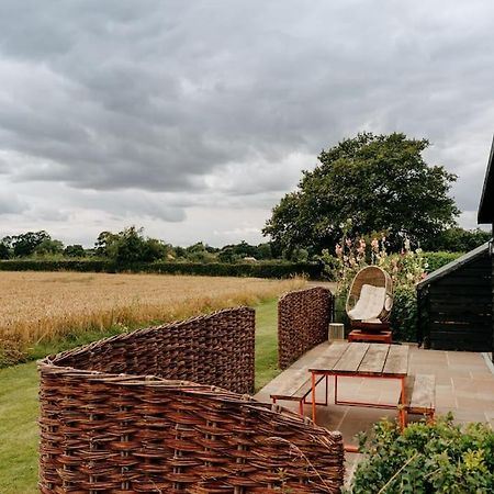Beautiful Cottage In Bredfield Near To Woodbridge On The Suffolk Coast Exterior foto